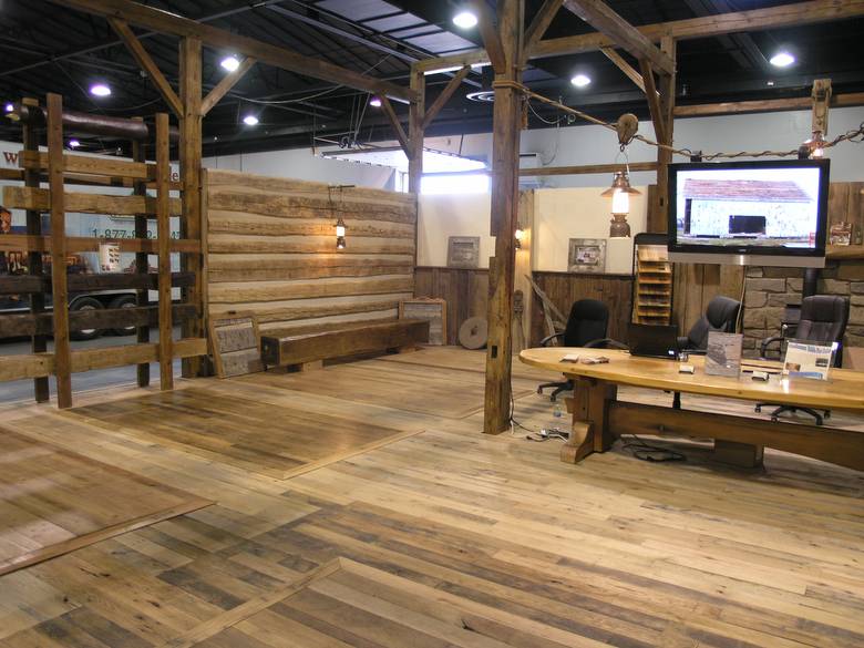 Denver Log and Timbe Frame Show / Trestlewoods "Barn Frame Booth"